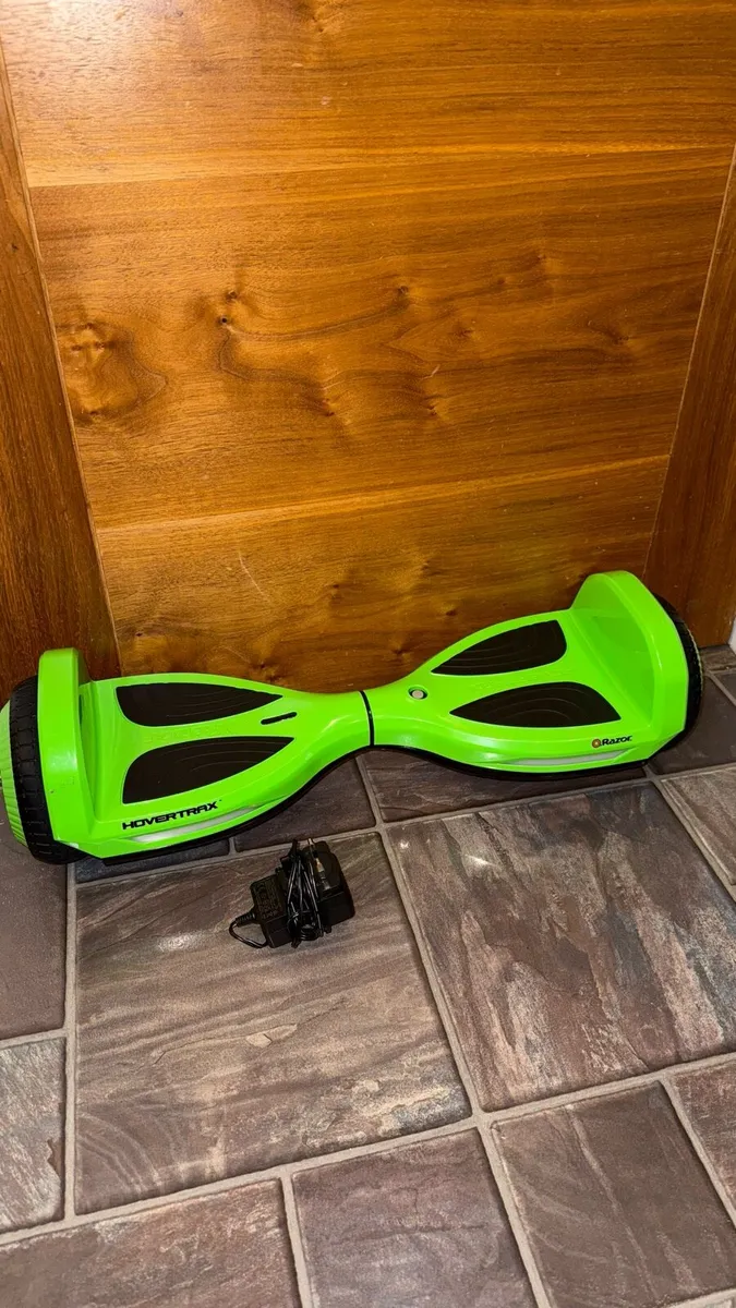 ‘Razor hovertrax’ Hoverboard - Image 3