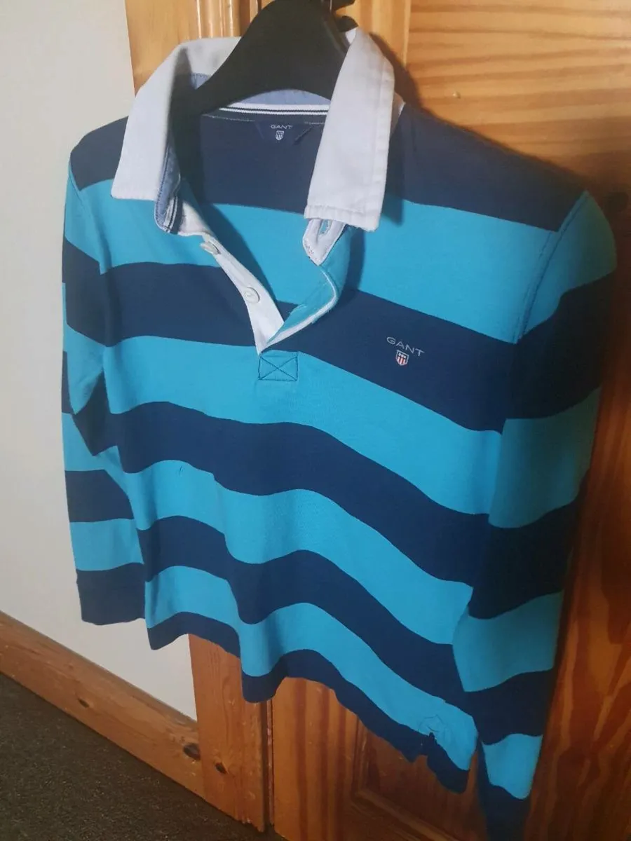 Like new age 9 to 10 Designer Tops - Image 3