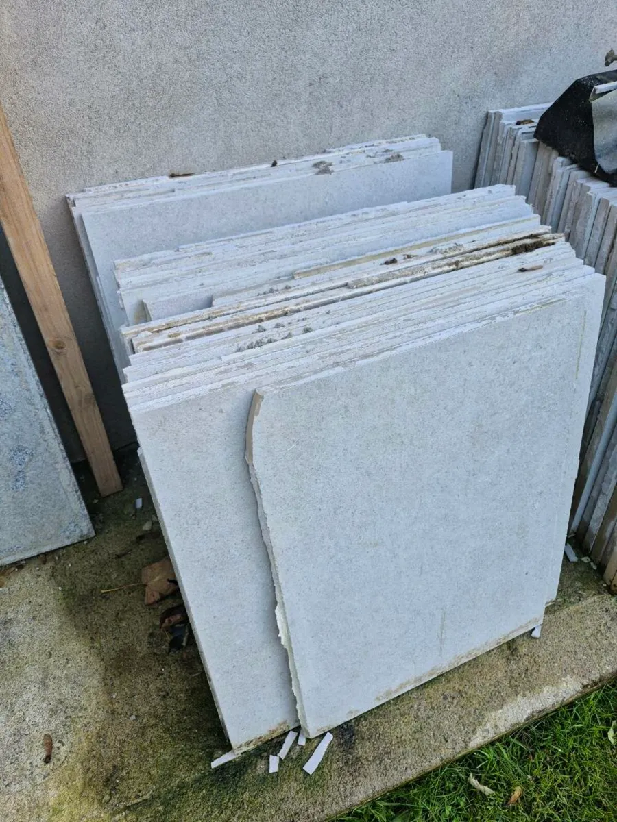 Used Porcelain pataio slabs 60X60 - Image 3