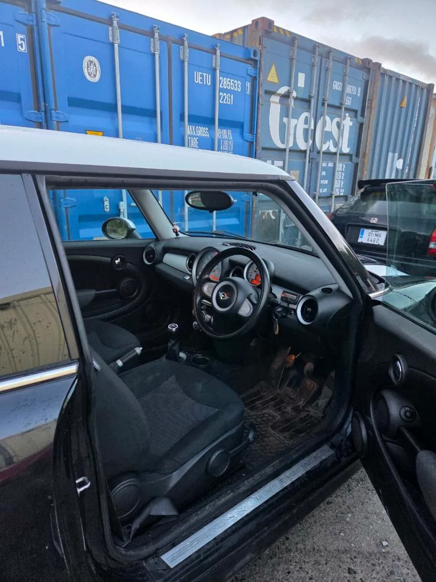 Mini Cooper - Image 4