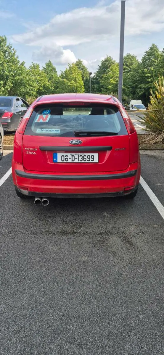 Ford Focus 2006 - Image 2