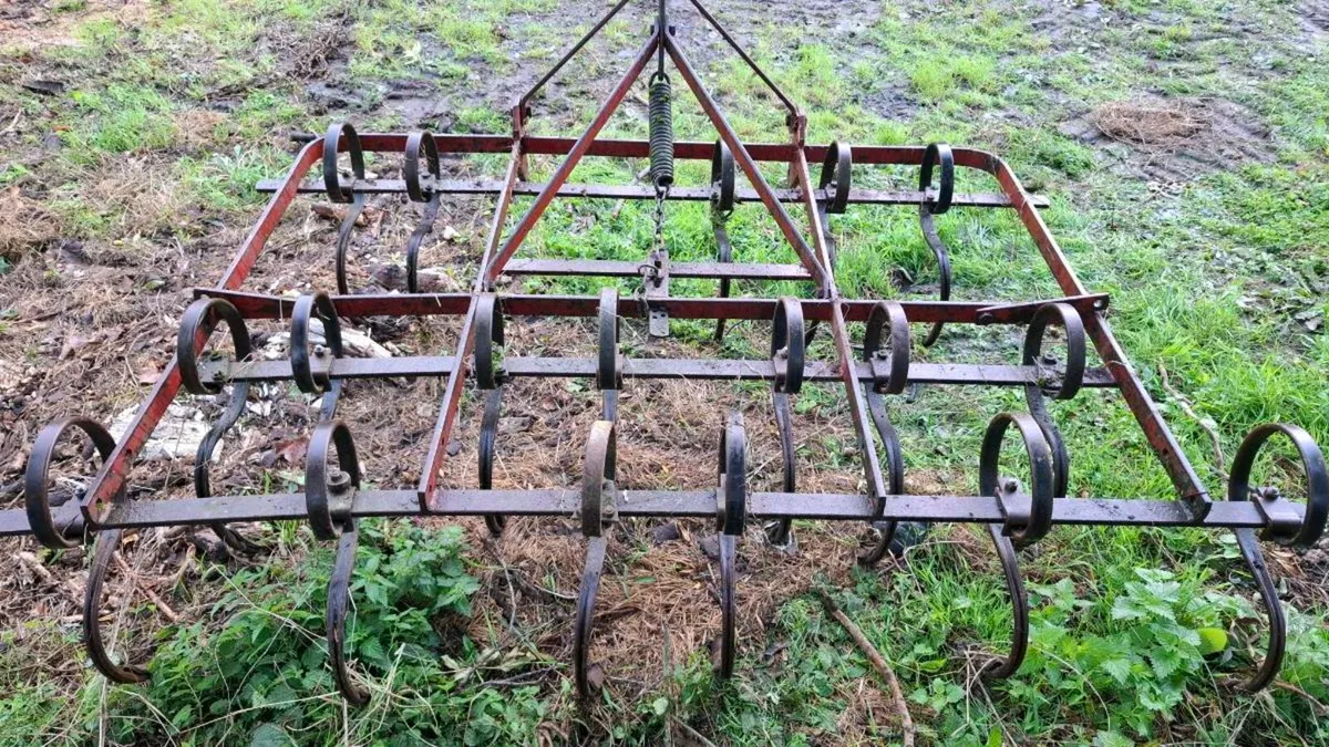 3 Furrow plough - Image 3