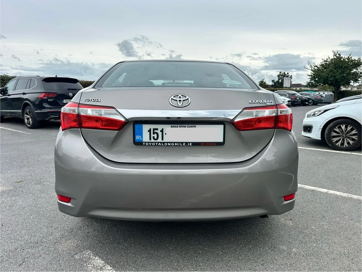 Toyota Corolla 2015 Luna High Spec Low Mileage - Image 4