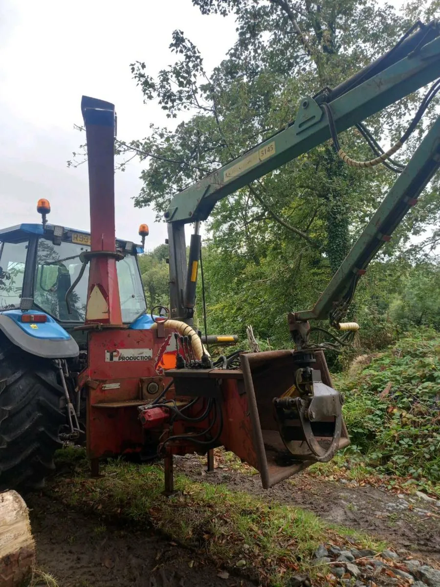 TP Crane fed wood chipper - Image 2