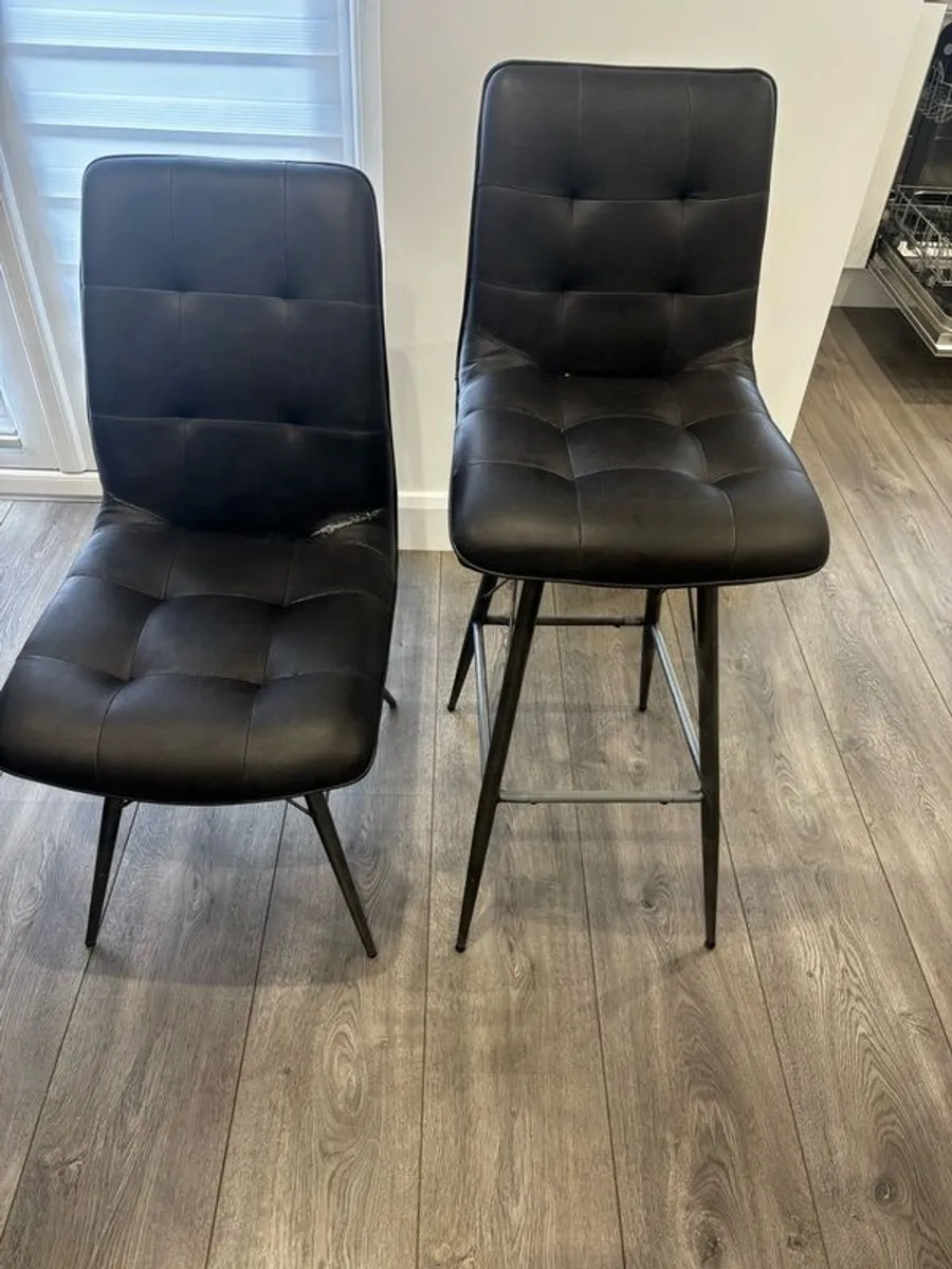 Kitchen chairs - Image 1