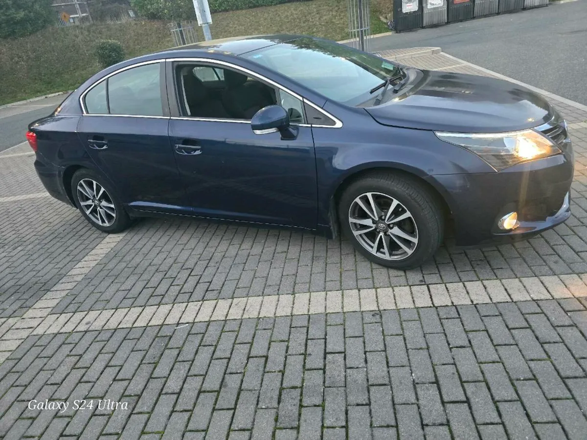 Toyota avensis - Image 2