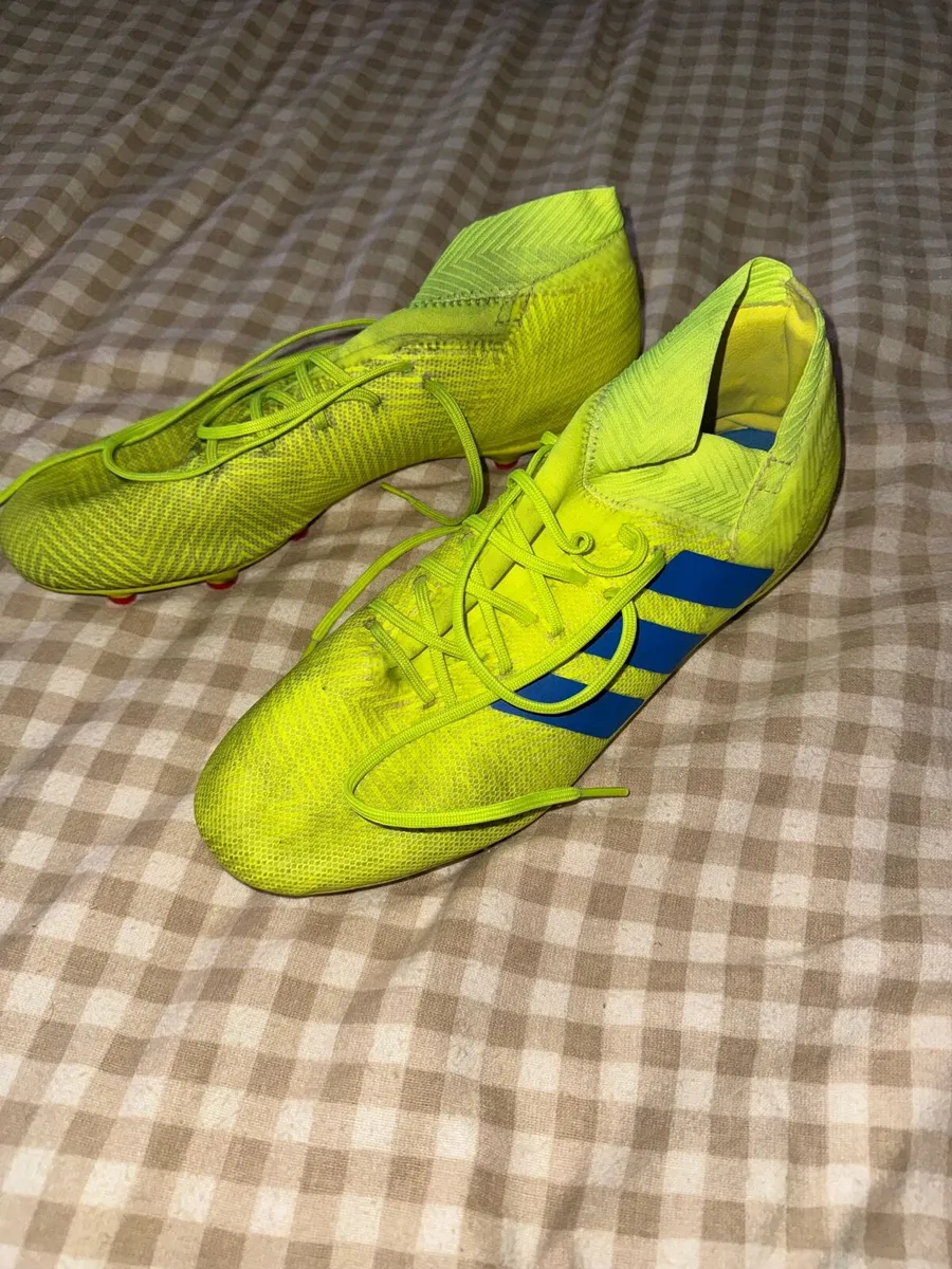 Adidas nemesis football boots size 10 - Image 1