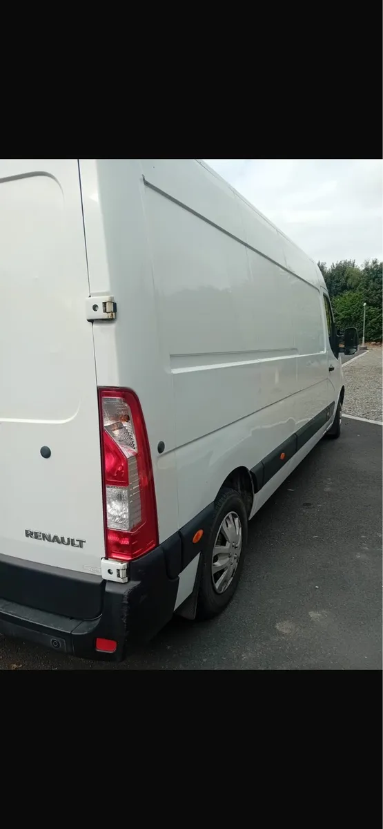Renault Master - Image 2