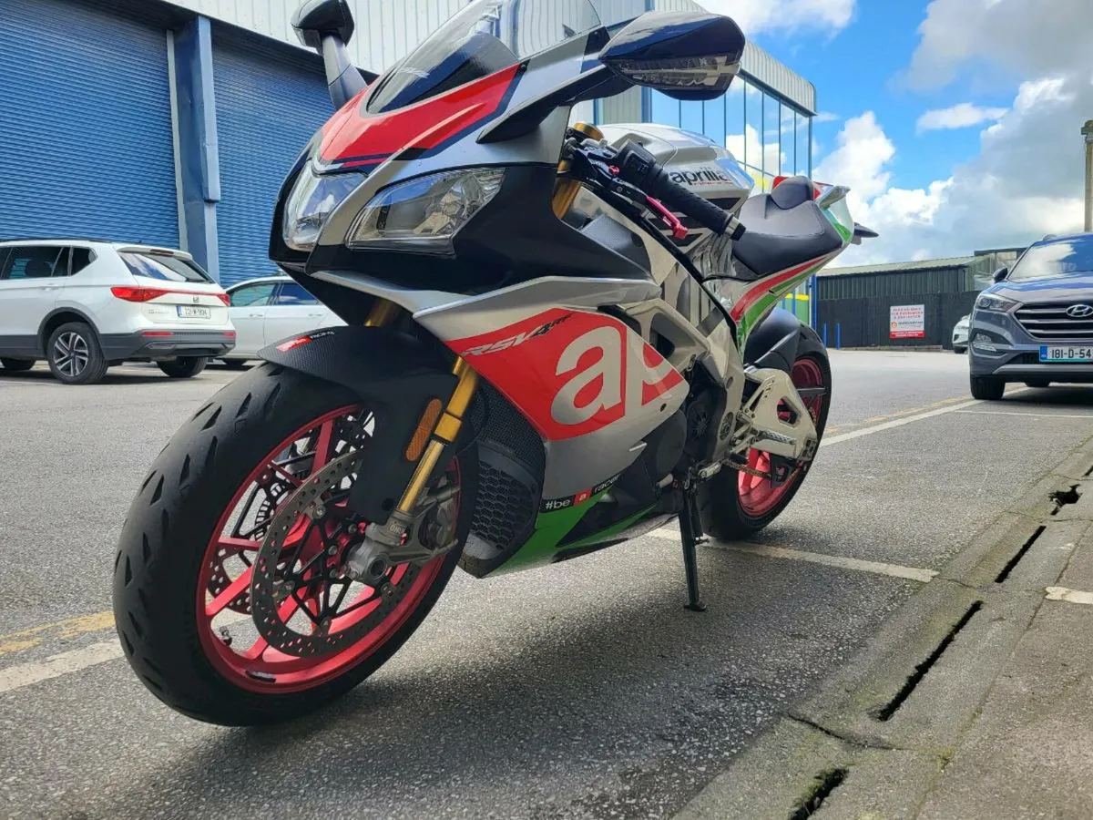 2018 Aprilia RSV4 - Image 1