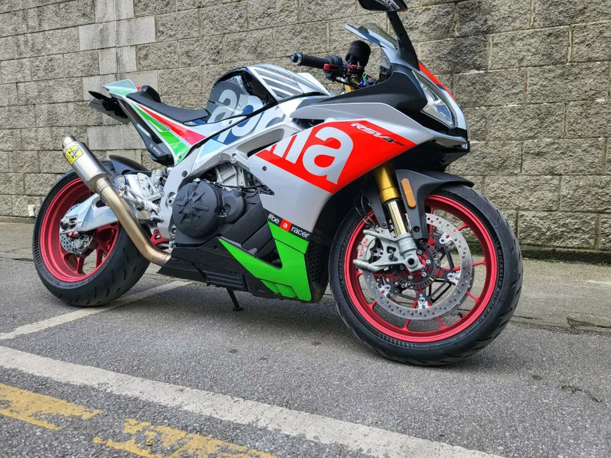 2018 Aprilia RSV4 - Image 2