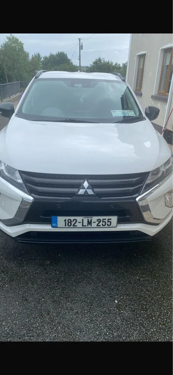 Mitsubishi Eclipse Cross Black Edition - Image 2