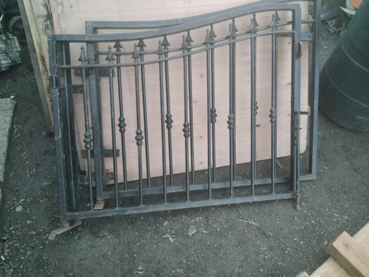 Garden Gates - Image 2