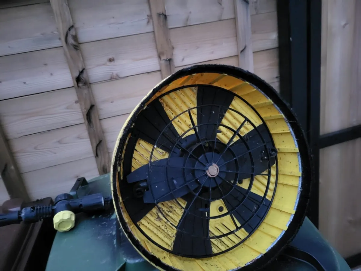 Karcher patio cleaner attachment - Image 3