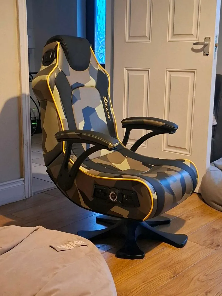 X Rocker Gaming chair - Image 1