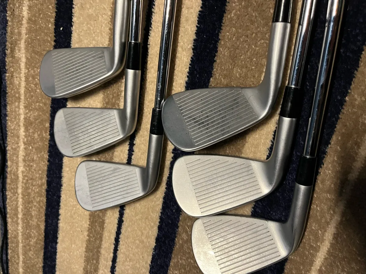 Taylormade P790 2023 golf irons - Image 4