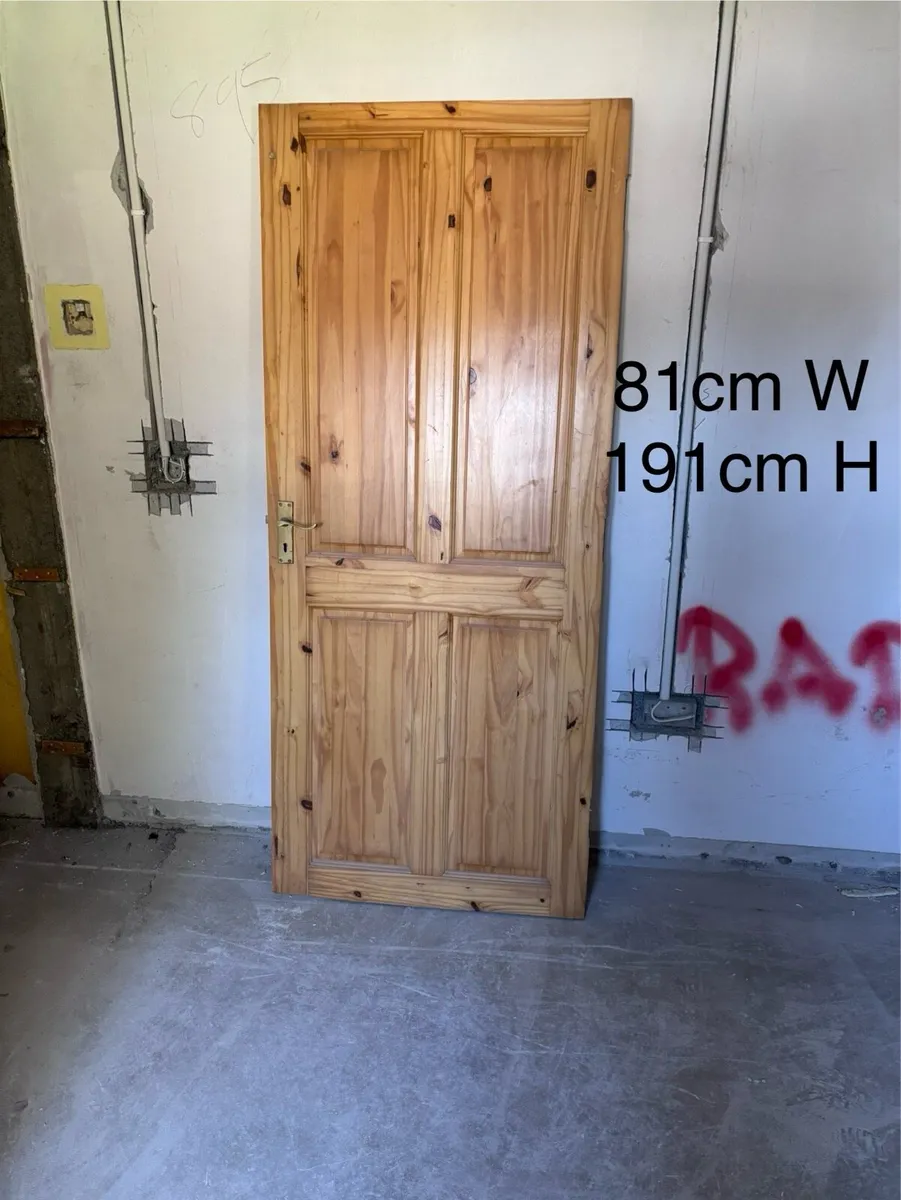 Internal doors Solid pine, glass and ply - Image 1