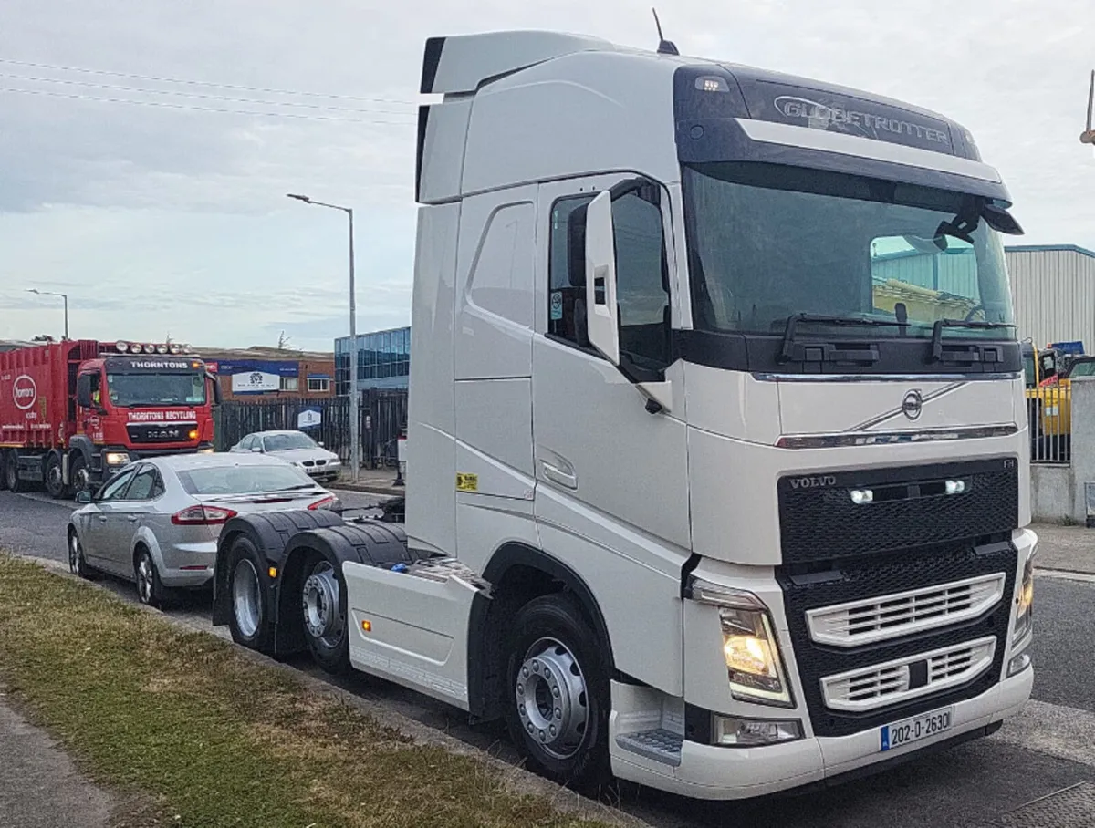 Volvo truck - Image 2