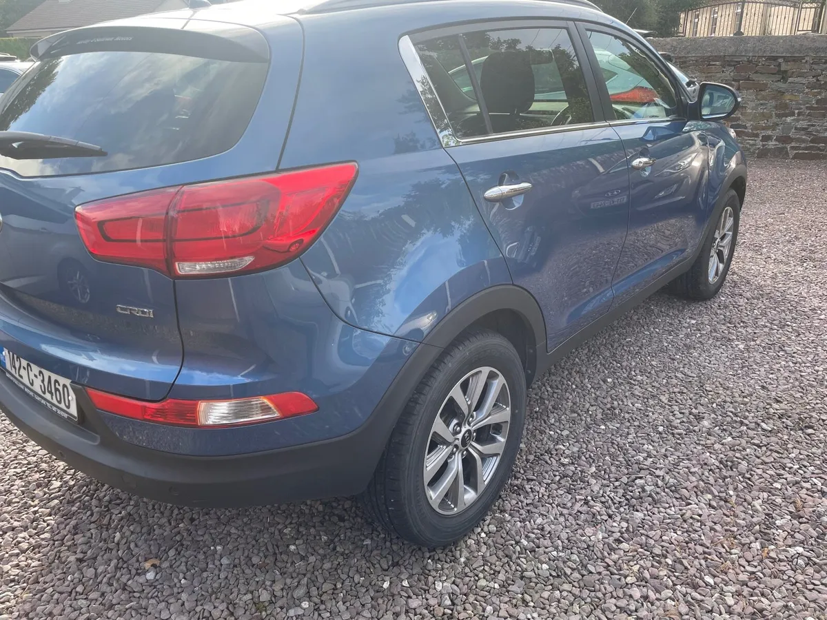 Kia Sportage EX 1.7 D 2014 - Image 2
