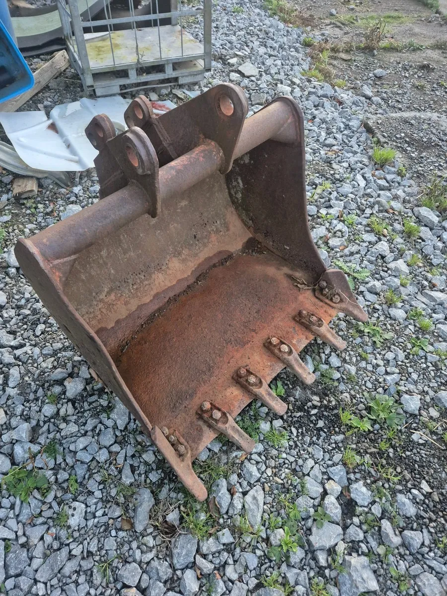 Massey 50b hx ect digging buckets - Image 4