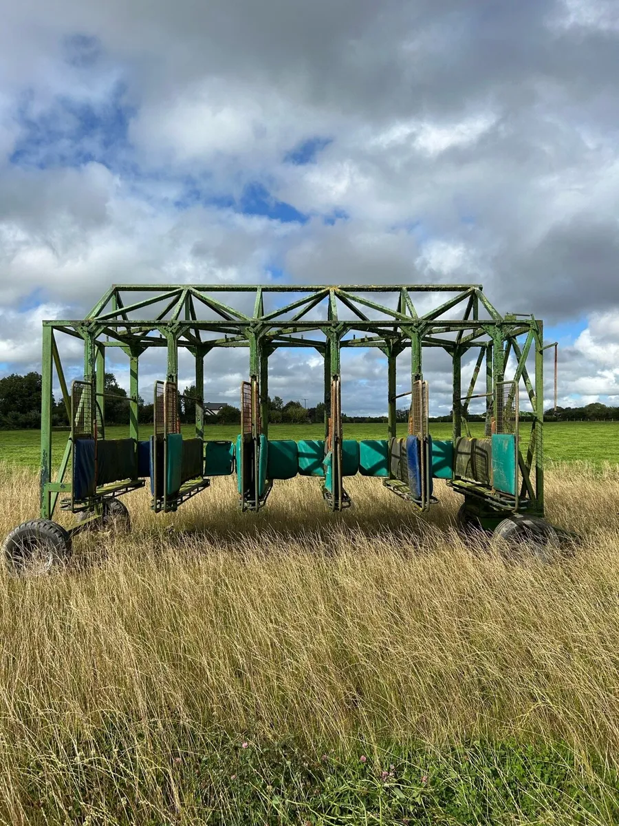 Horse starting stalls - Image 2