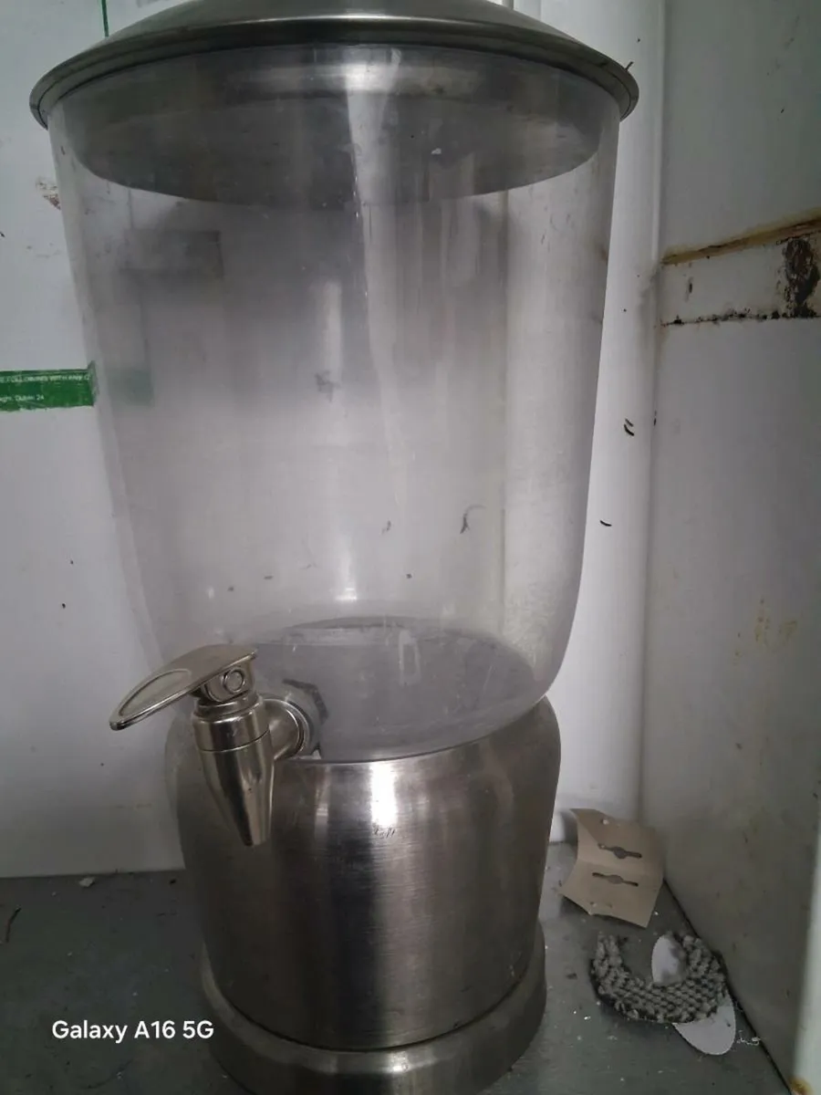 Juice/water dispenser - Image 1