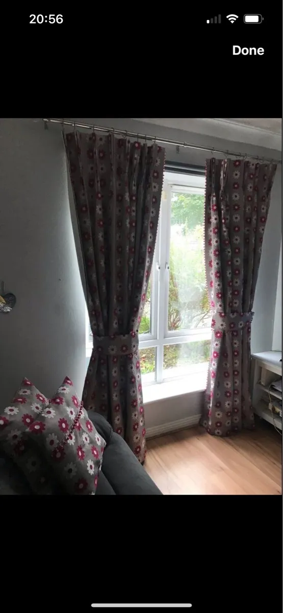 Curtains - Image 1