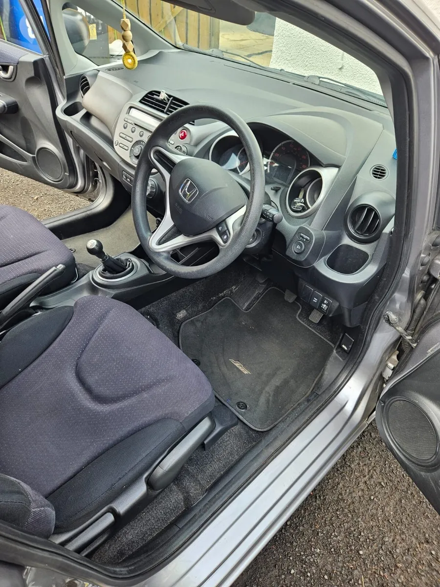 Honda Jazz 2009 - Image 2