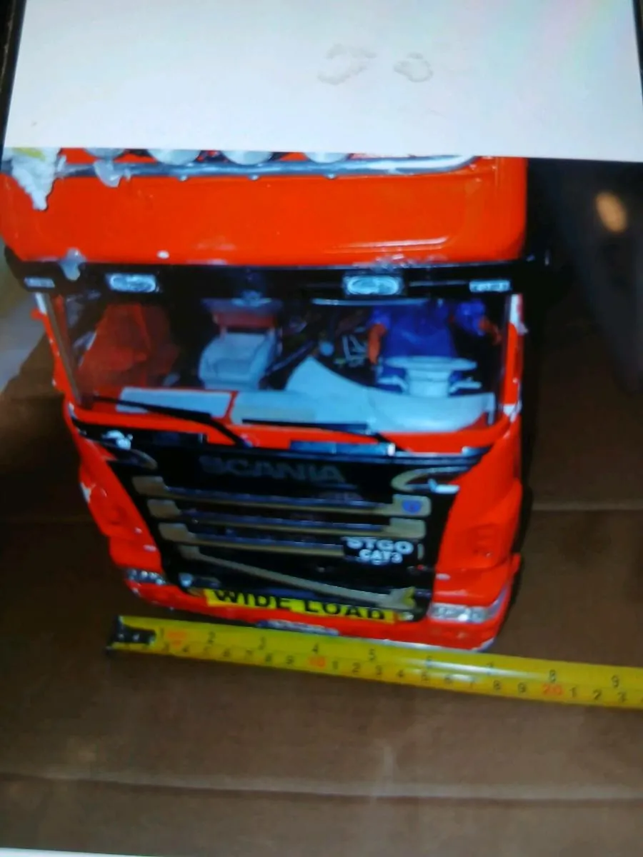 REMOTE CONTROL LORRY - Image 1