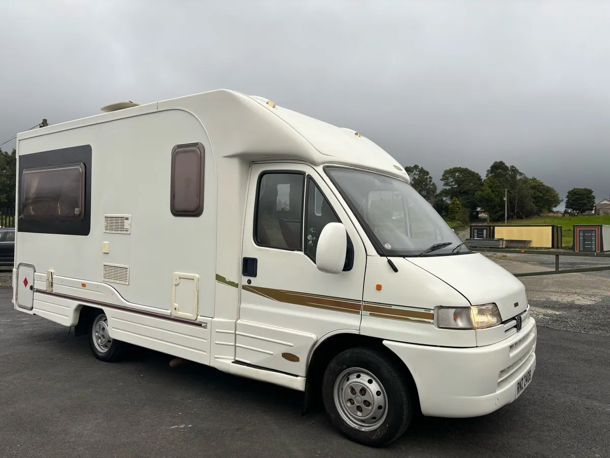 Peugeot boxer 2.8 TDI AUTOCRUISR 2 Berth NI - Image 3