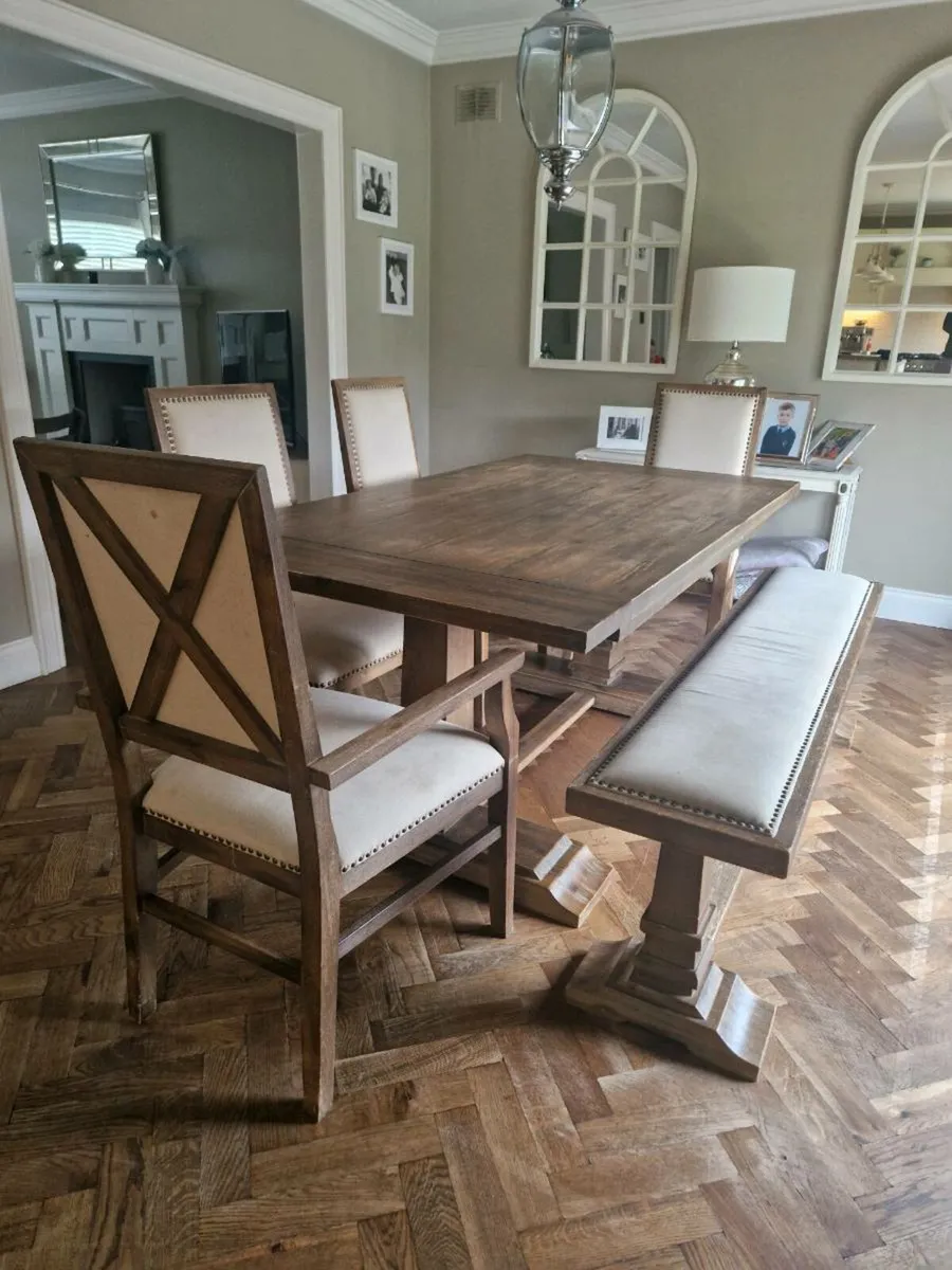 Dining Table & Chairs - Image 1