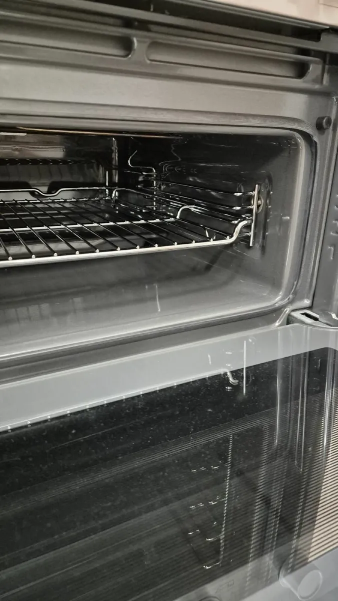 Bosch Double Electric Oven & Microwave - Image 3