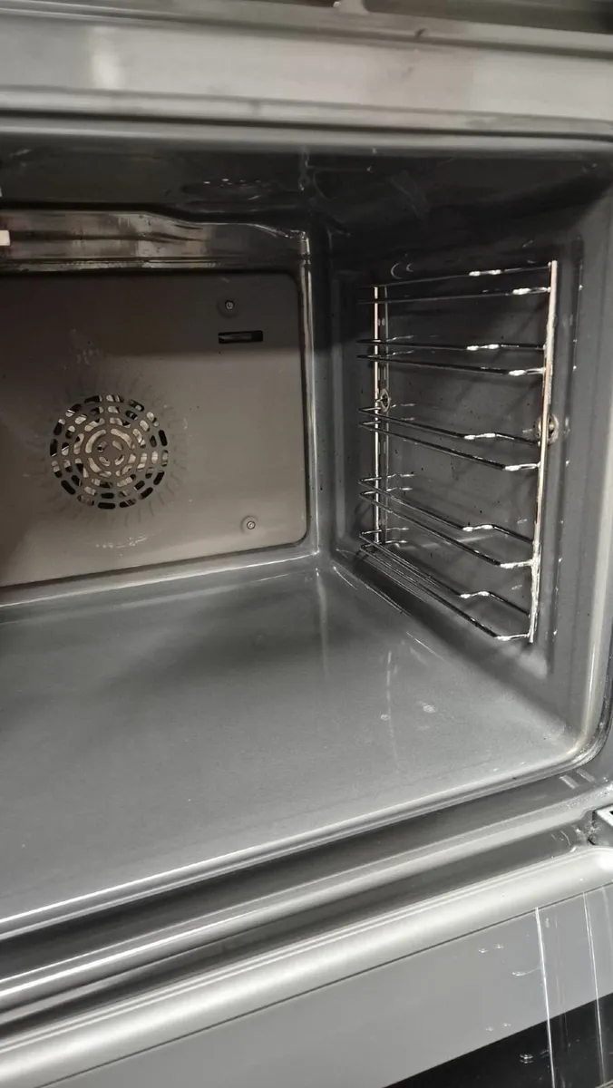 Bosch Double Electric Oven & Microwave - Image 4