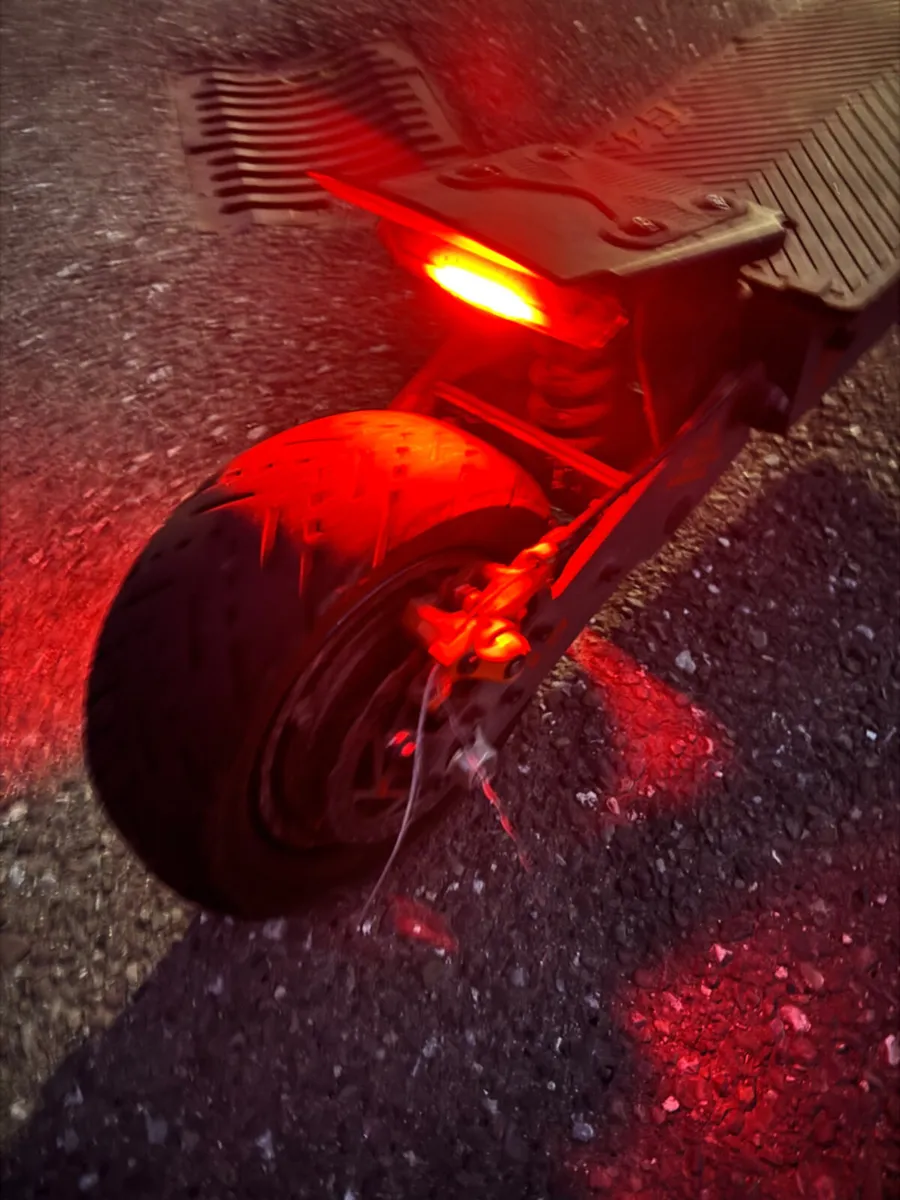 Kukirin g4 electric scooter high performance - Image 4