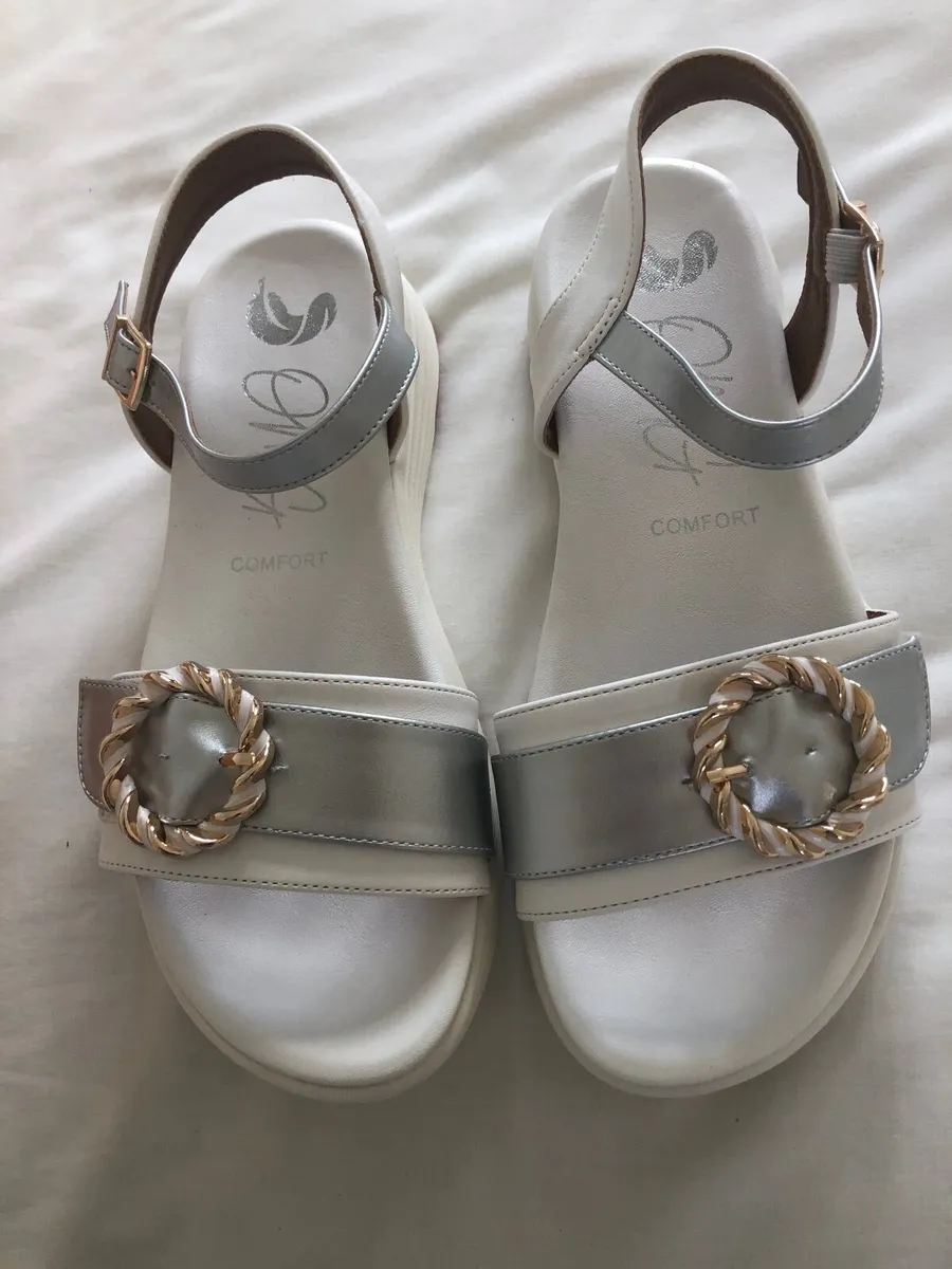 Brand New Ladies Sandals Reduced - Image 1