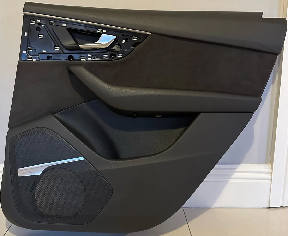 Audi Q7 4M S Line Door Cards - Image 2