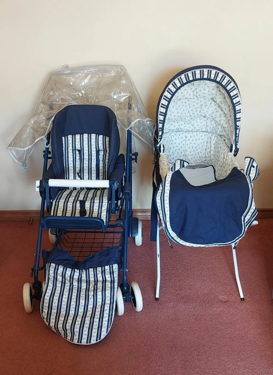 Pram - Image 1