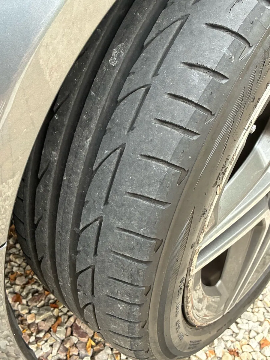 Mercedes C200 AUTO AMG - Image 4