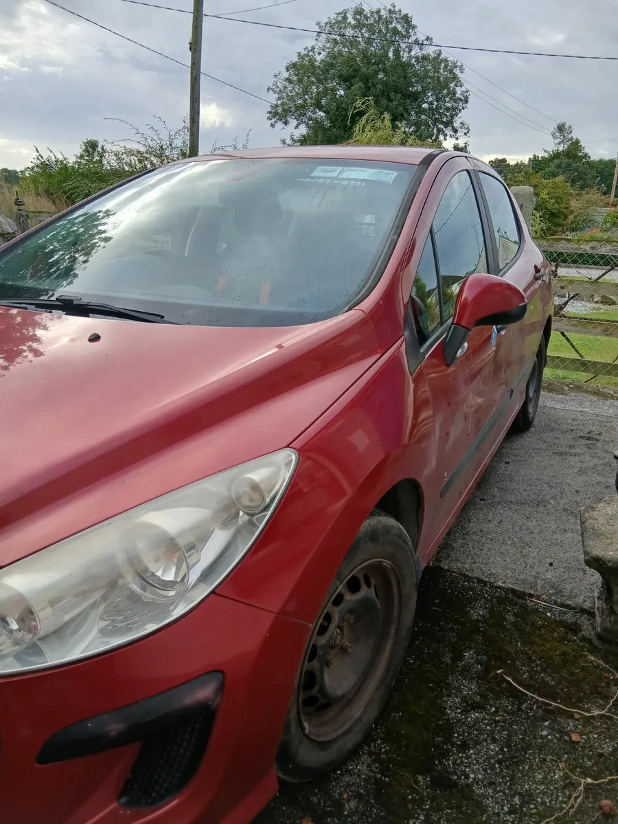 Peugeot 308 2008 - Image 1