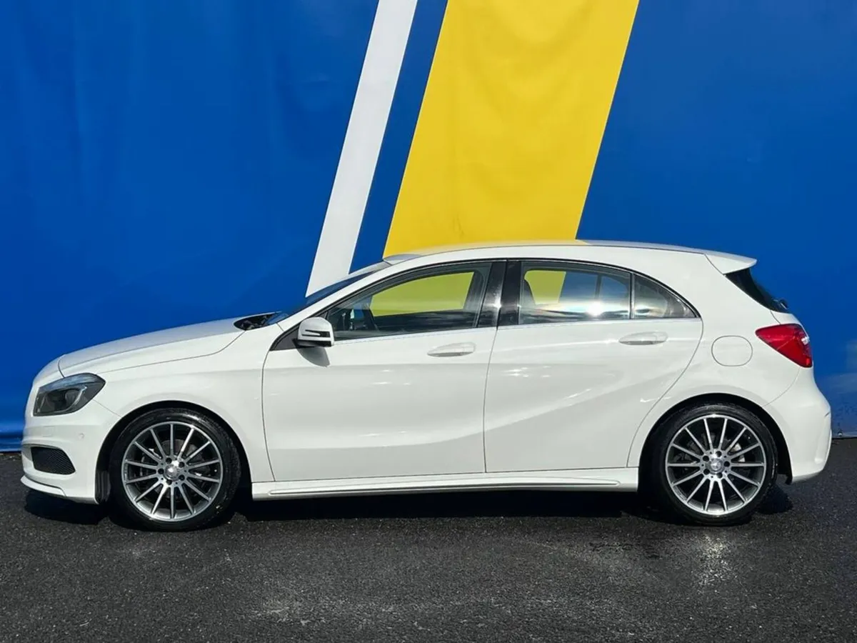 Mercedes-Benz A-Class A180 AMG-LINE 1.6 AUTO // LE - Image 3