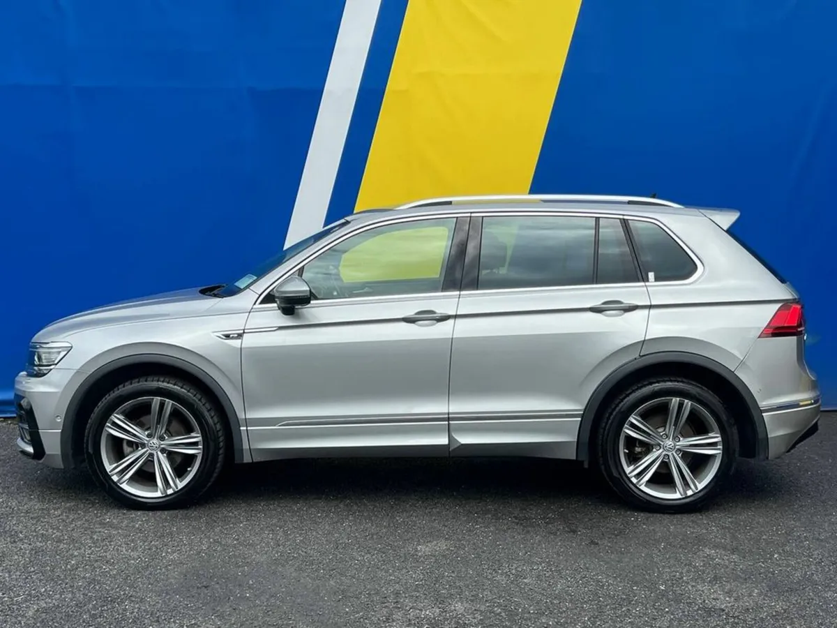 Volkswagen Tiguan 4MOTION R-LINE 2.0 TDI AUTO // H - Image 3