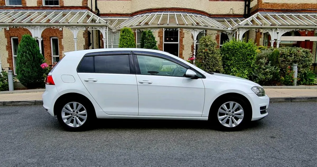 Pristine VW Golf 1.2 Automatic Comfortline - Image 4