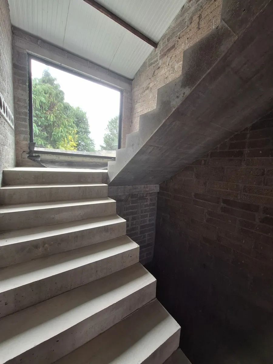 Concrete Stairs - Image 4