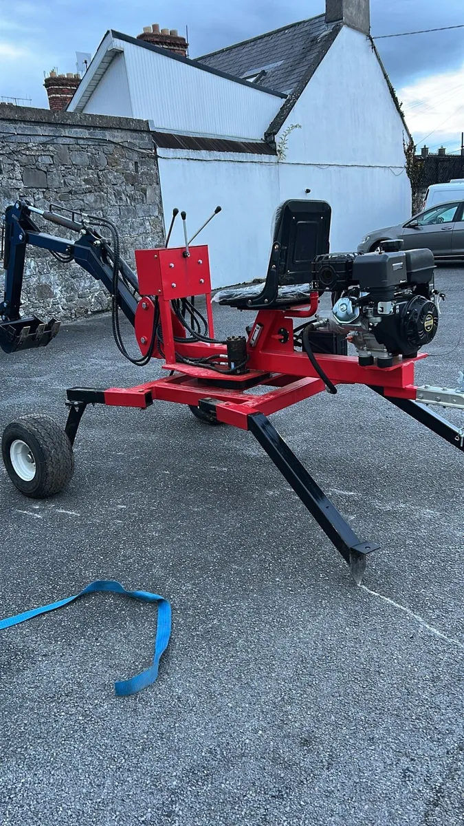 Brand new miva 900 Ps towable mini digger - Image 1