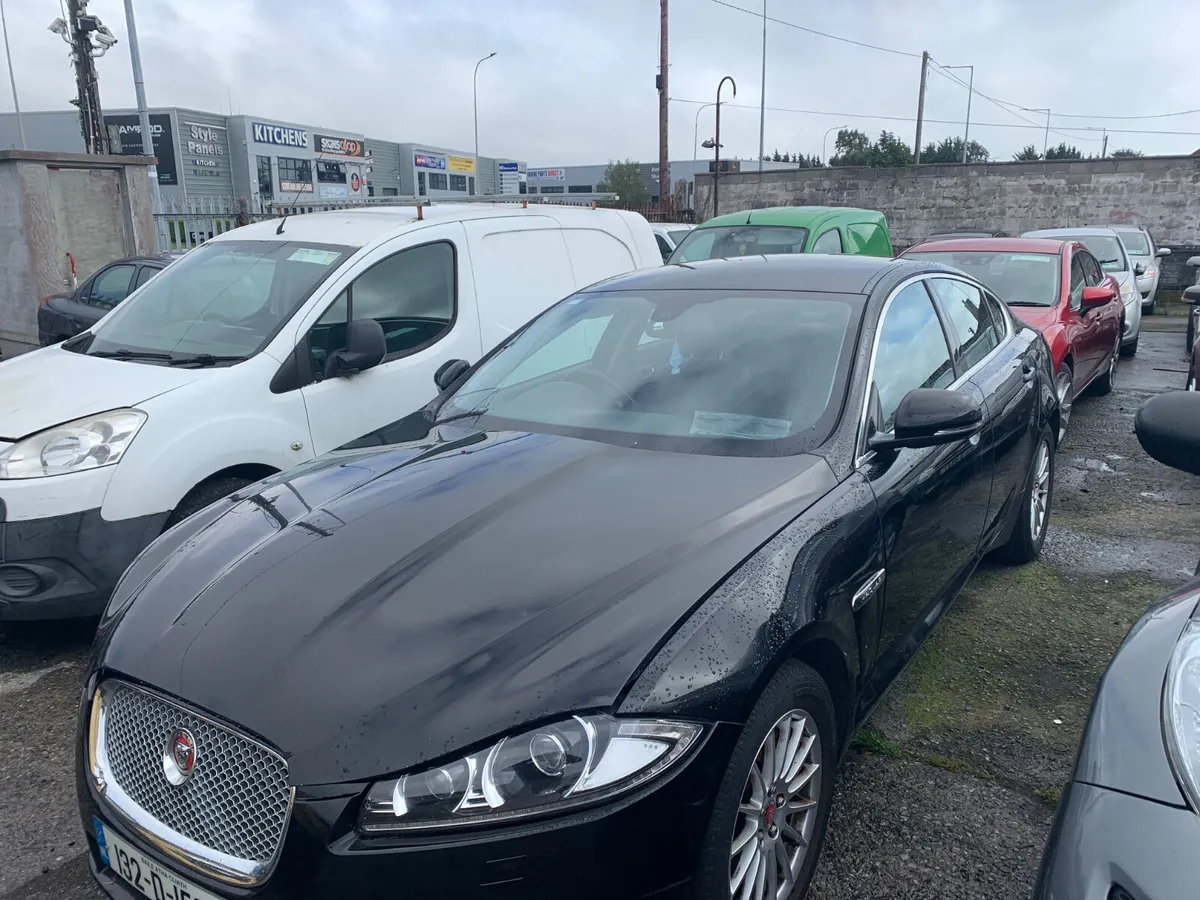 2013 JAGUAR XF  DIESEL  NO DAMAGE - Image 3