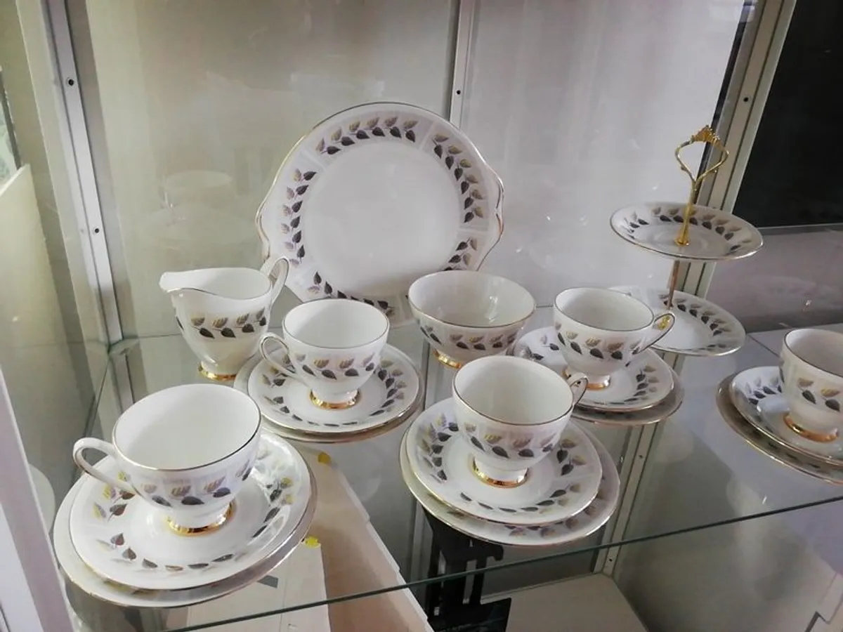 Vintage Royal Standard 'Olympus ' Tea Set - Image 2