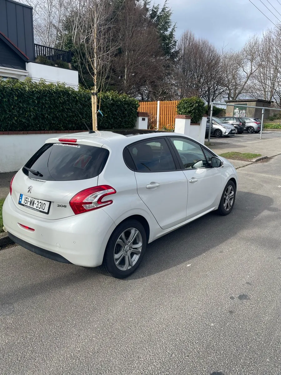 Peugot 208 - Image 3