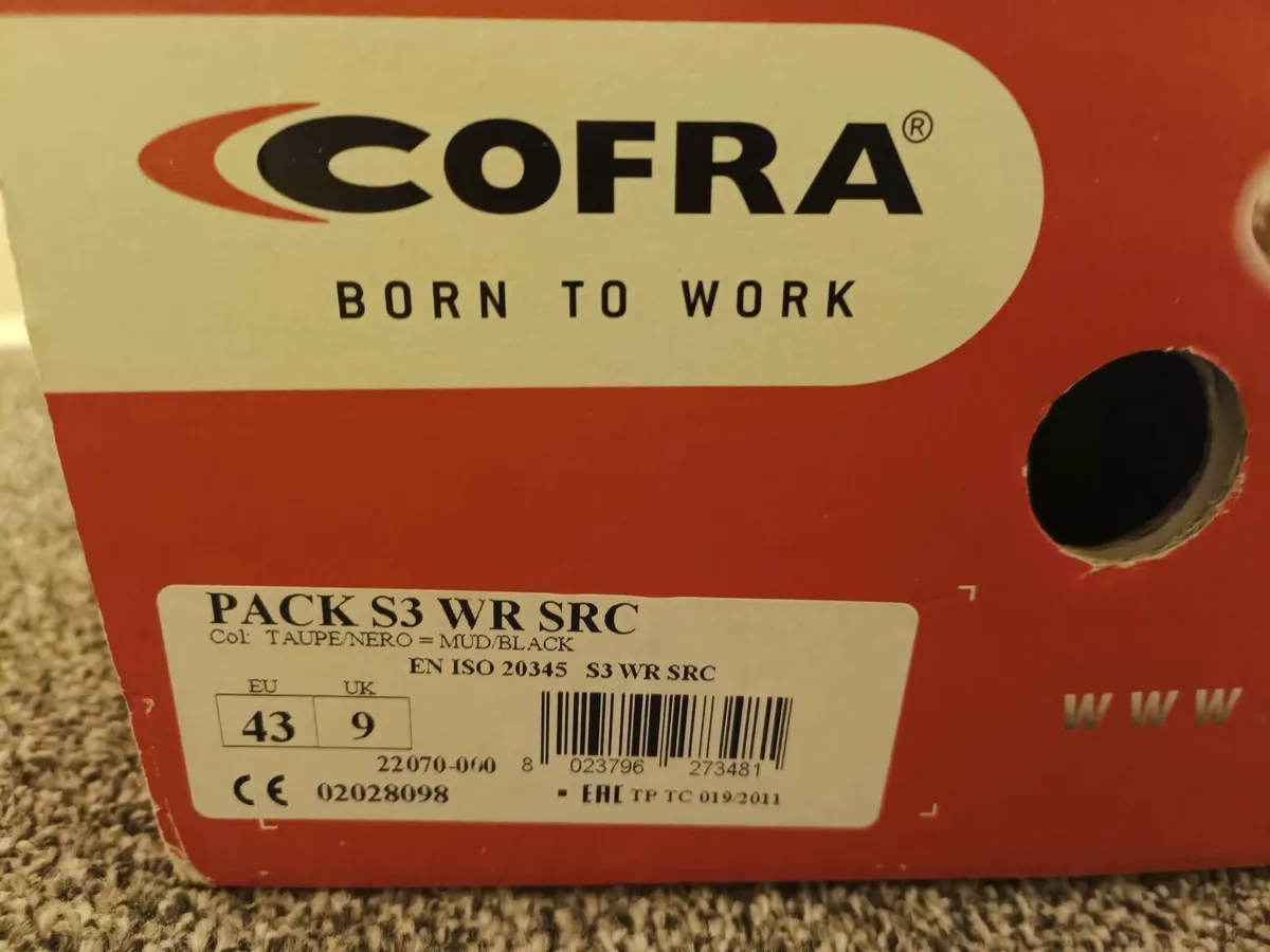 Cofra Pack Safety Boots & Gloves - Image 4