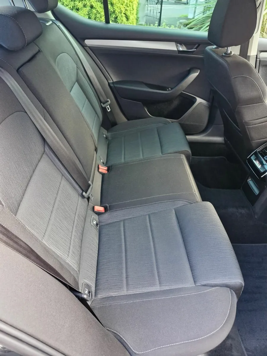 Skoda Superb 2018 - Image 4