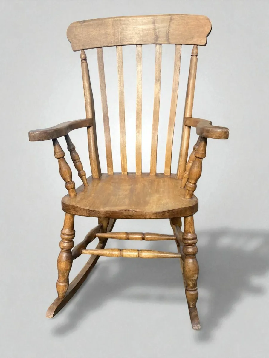 Rocking Chair - Traditional Cottage Design - Image 2