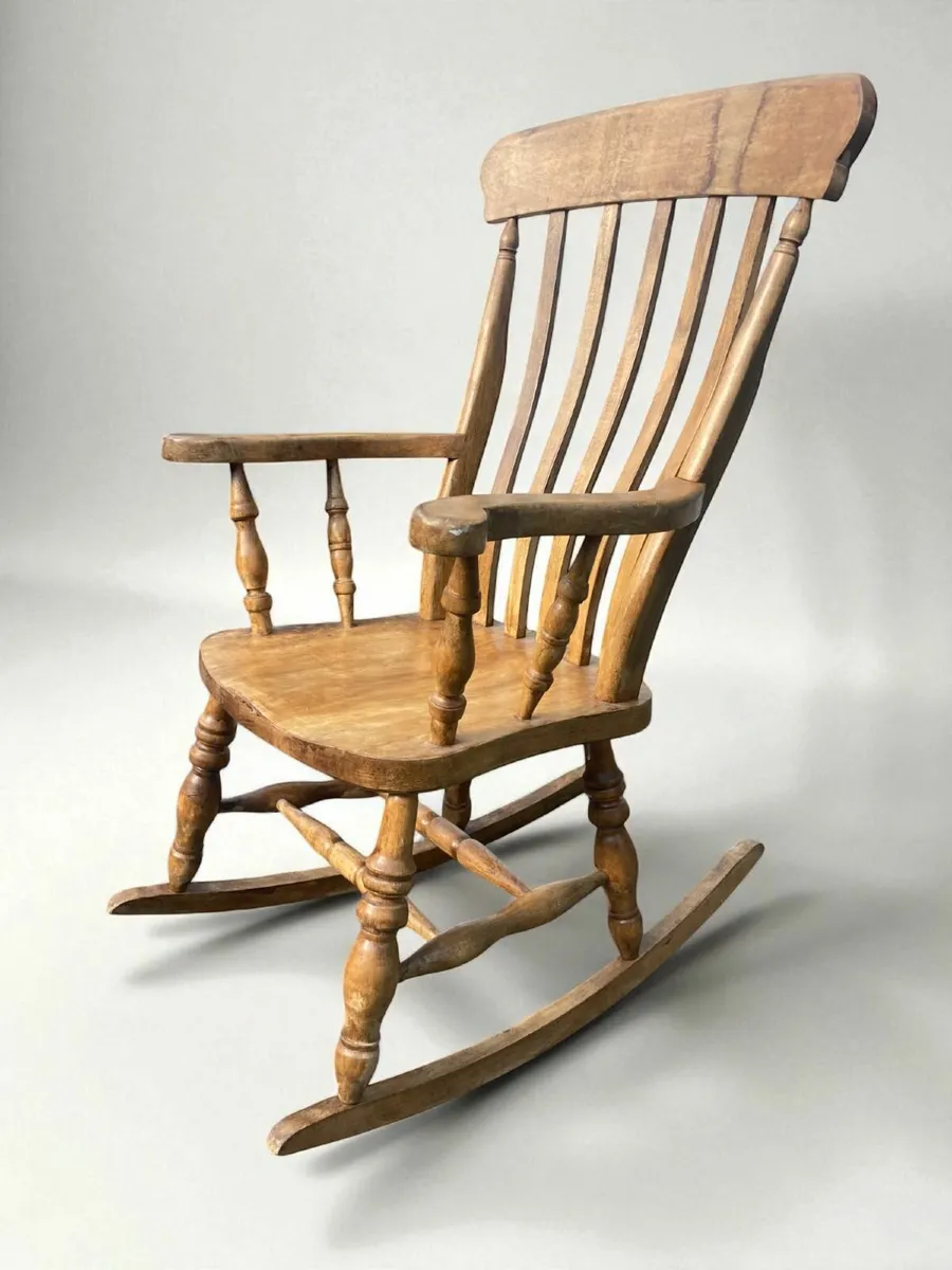 Rocking Chair - Traditional Cottage Design - Image 1